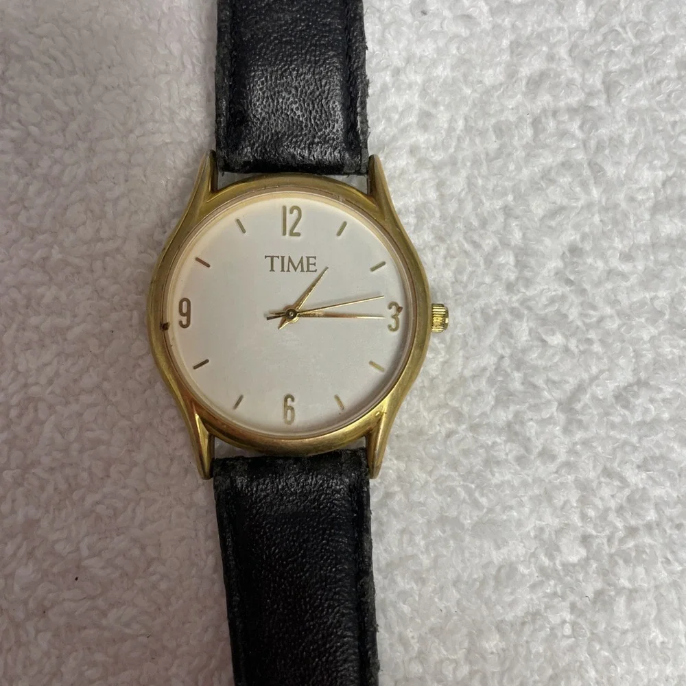Vintage Mens Time Dressy Gold Tone Black Leather Strap Analog Quartz Watch #7
